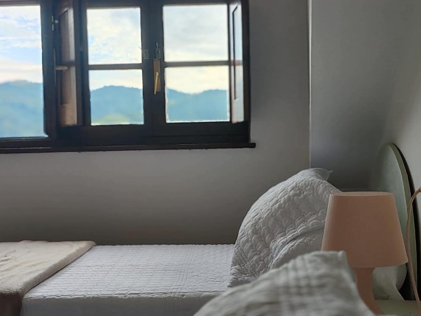 La Casina Del Carril Villa Colunga Ngoại thất bức ảnh